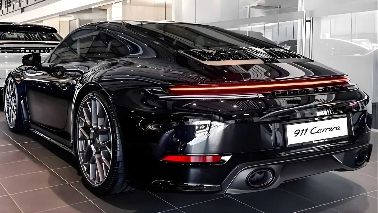 2026 Porsche 911 Carrera Arrives